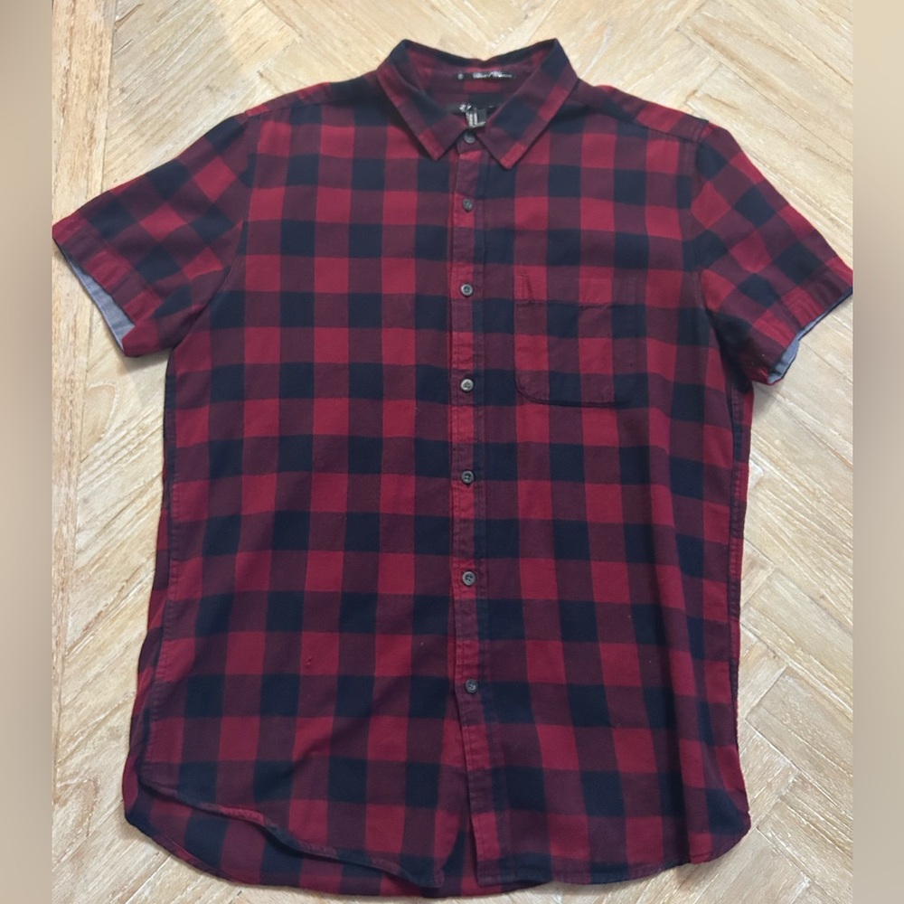 Forever 21 Checkered Button Down Shirt Medium